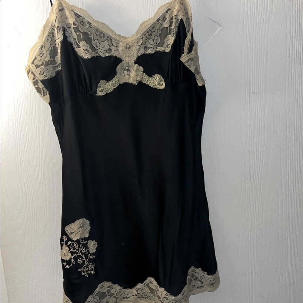 Vintage Express Black and Cream Lace Chemise